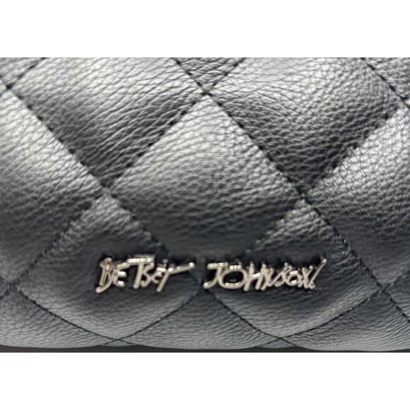 NWT Betsey Johnson Black XO Jayne Quilted Crossbody Clutch Gold & Silver Skulls - Picture 7 of 16